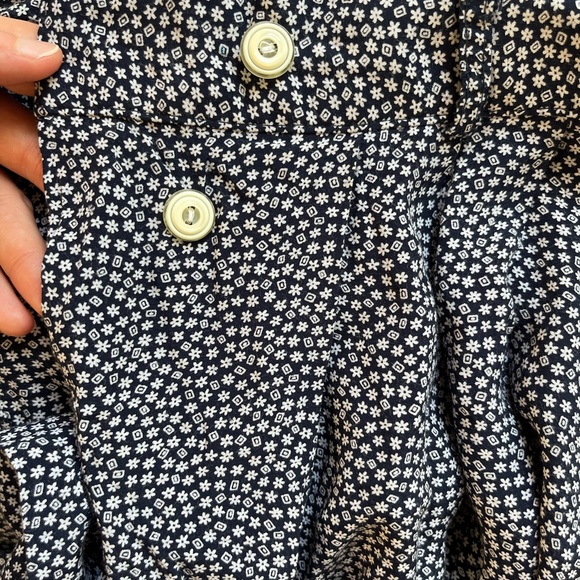 Long skirt with buttons on the front and slits on the sides - Picture 14 of 14